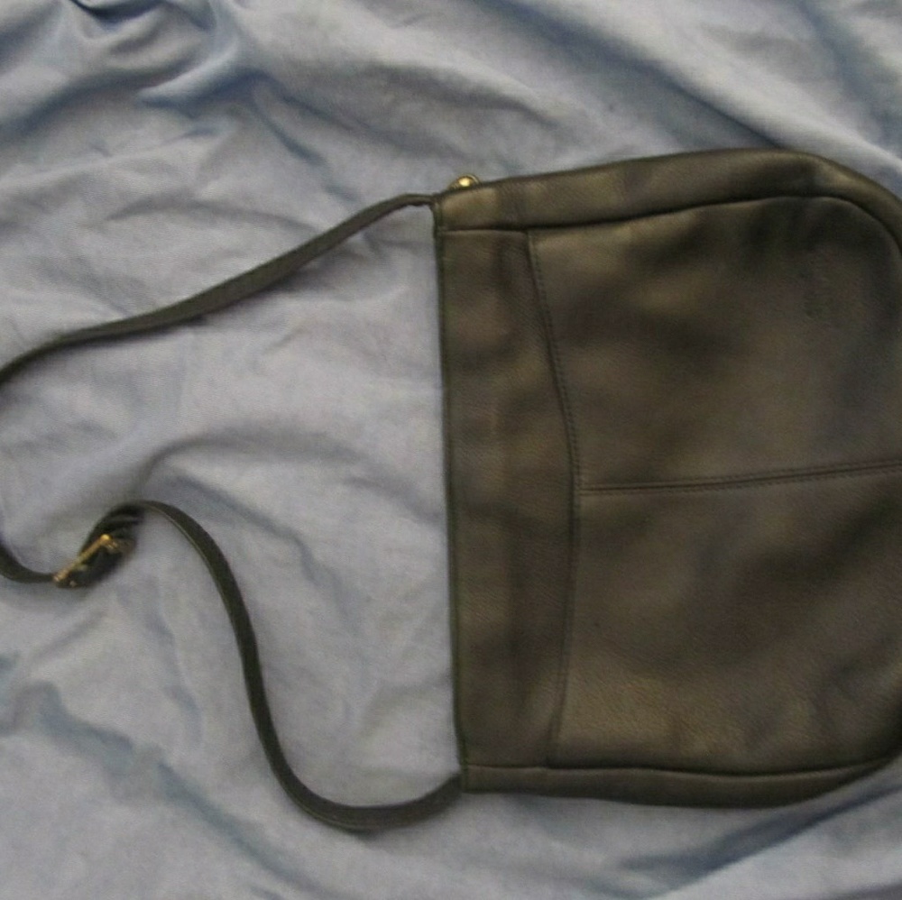 Stone Mountain leather shoulderbag